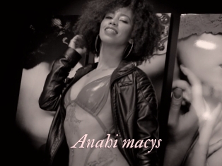Anahi_macys