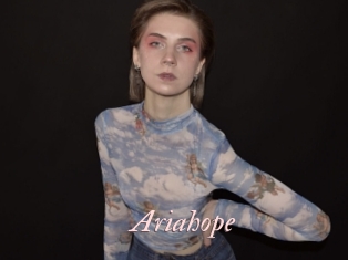 ariahope Leukelol