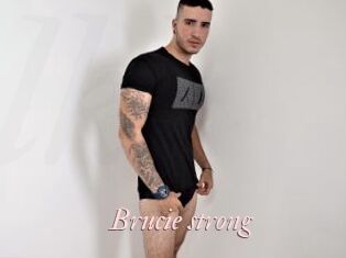 Brucie_strong
