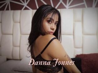 Danna_Jonnes