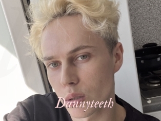 dannyteeth Leukelol