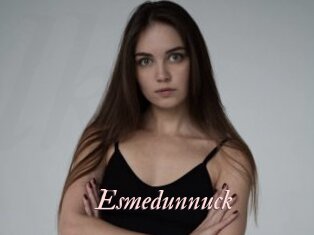 Esmedunnuck