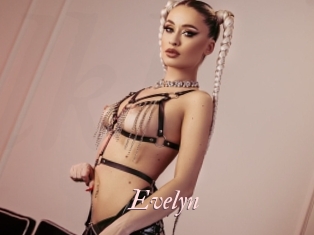 evelyn Leukelol