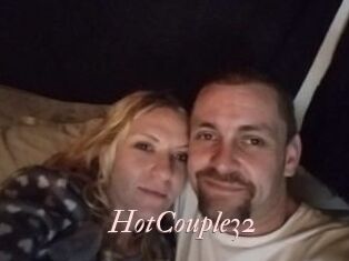 HotCouple32