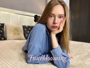 Juneblooming