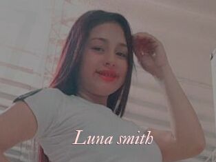 Luna_smith