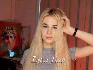Lylya_Toxic
