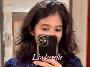 lindseyelle Leukelol