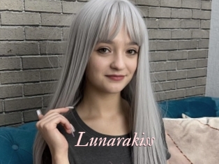 Lunarakiss