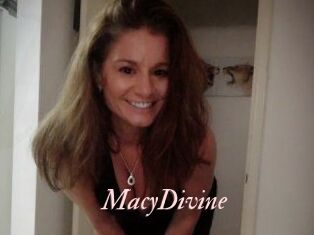 Macy_Divine