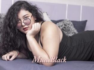 MiaaBlack Leukelol