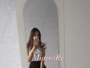 MistressRi