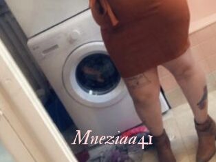 Mneziaa41