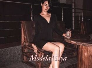 ModelaMiya
