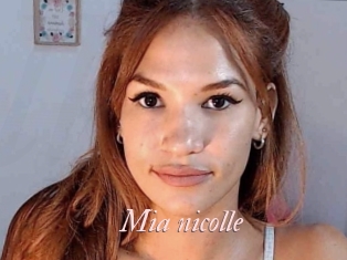 mia_nicolle Leukelol