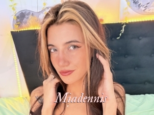 Miadennis