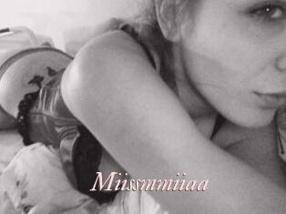 Miissmmiiaa