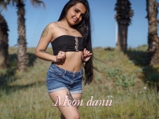 Moon_danii