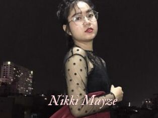 Nikki_Mayze