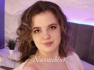 Naomiblur