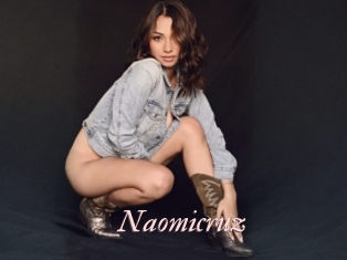 naomicruz Leukelol