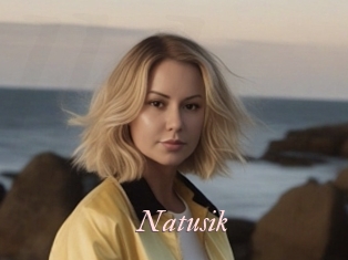 natusik Leukelol