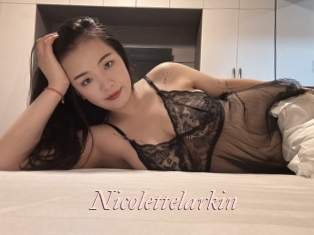 nicolettelarkin Leukelol