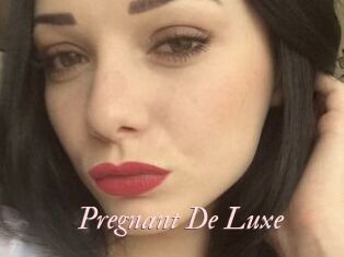 Pregnant_De_Luxe