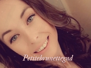 Petitebrunettegnd