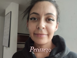Petitte30