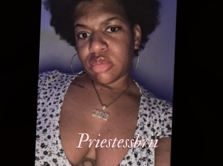 Priestessbrii