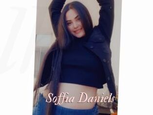 Soffia_Daniels