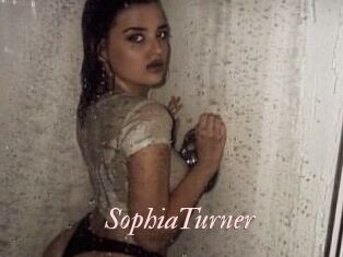 Sophia_Turner