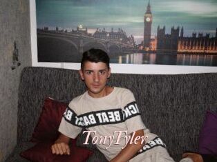 Tony_Tyler