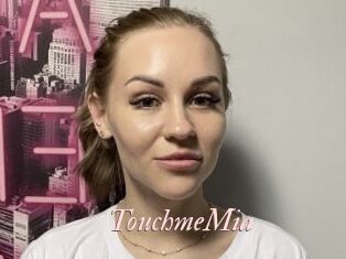 TouchmeMia