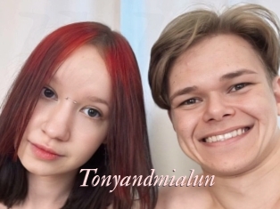 Tonyandmialun